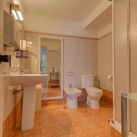 Bed and Breakfast Manta Guest - Manta Rota