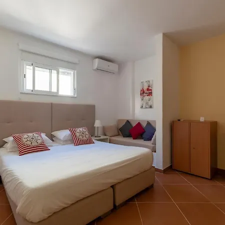 Manta Guest - 3* Manta Rota